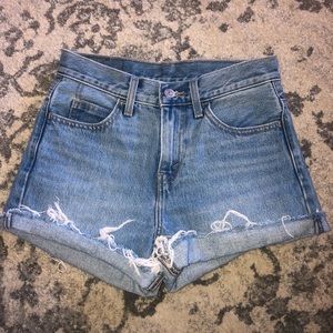 Levi’s shorts